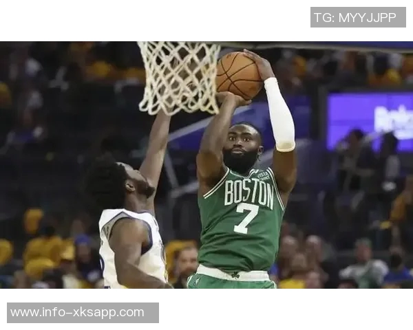 明天凯尔特人对阵骑士杰伦布朗伤病管理预计将参加比赛